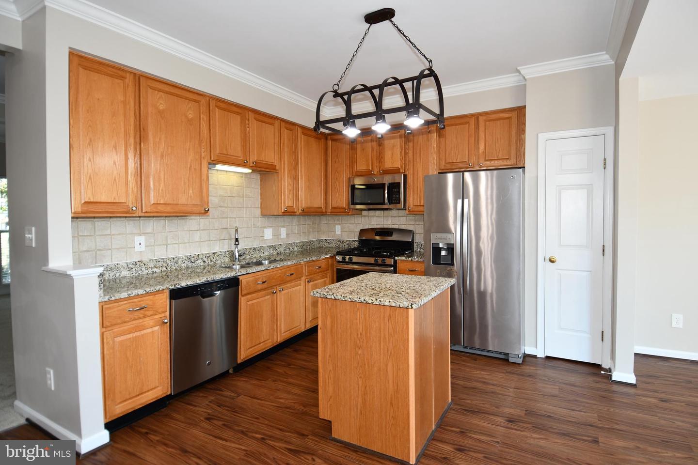 11743 BARROWS LN, WOODBRIDGE, Virginia 22192, 4 Bedrooms Bedrooms, ,3 BathroomsBathrooms,Residential,For sale,11743 BARROWS LN,VAPW2104388 MLS # VAPW2104388