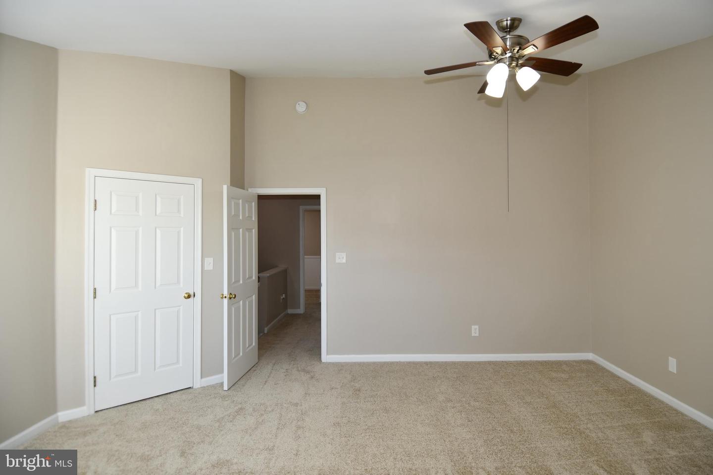 11743 BARROWS LN, WOODBRIDGE, Virginia 22192, 4 Bedrooms Bedrooms, ,3 BathroomsBathrooms,Residential,For sale,11743 BARROWS LN,VAPW2104388 MLS # VAPW2104388