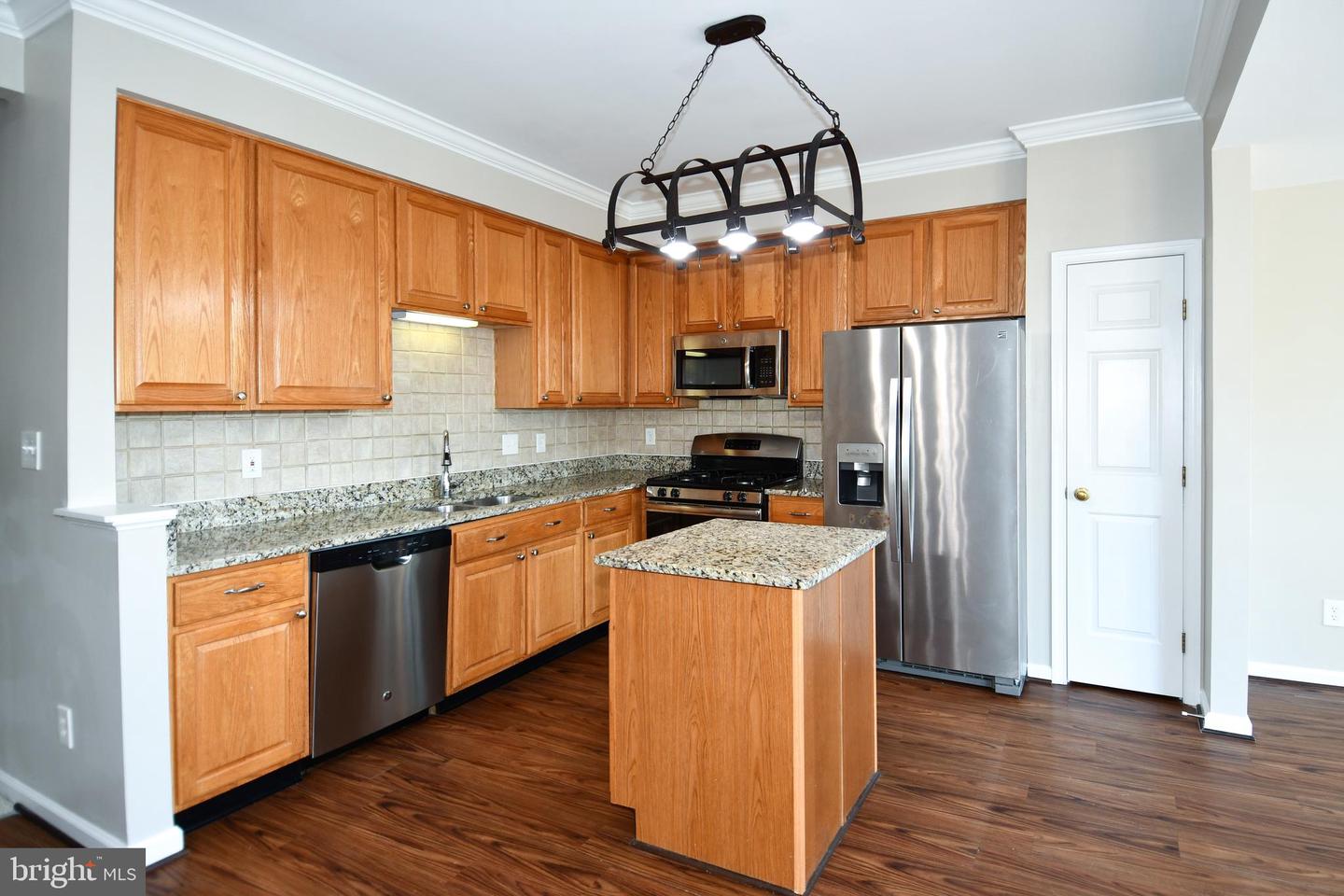 11743 BARROWS LN, WOODBRIDGE, Virginia 22192, 4 Bedrooms Bedrooms, ,3 BathroomsBathrooms,Residential,For sale,11743 BARROWS LN,VAPW2104388 MLS # VAPW2104388