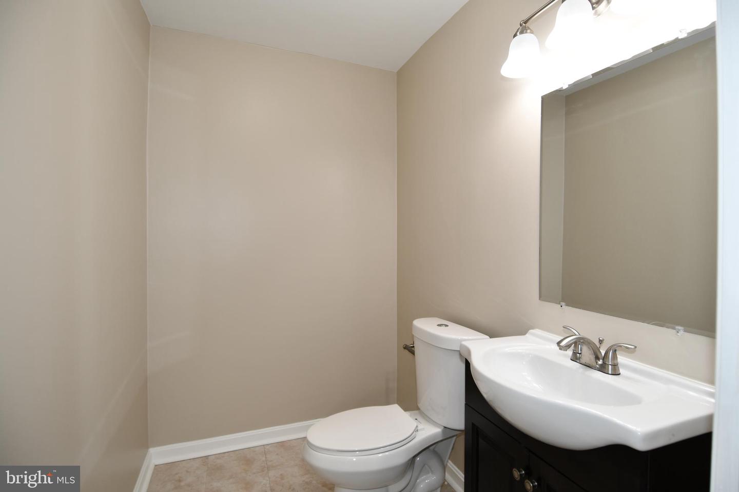 11743 BARROWS LN, WOODBRIDGE, Virginia 22192, 4 Bedrooms Bedrooms, ,3 BathroomsBathrooms,Residential,For sale,11743 BARROWS LN,VAPW2104388 MLS # VAPW2104388