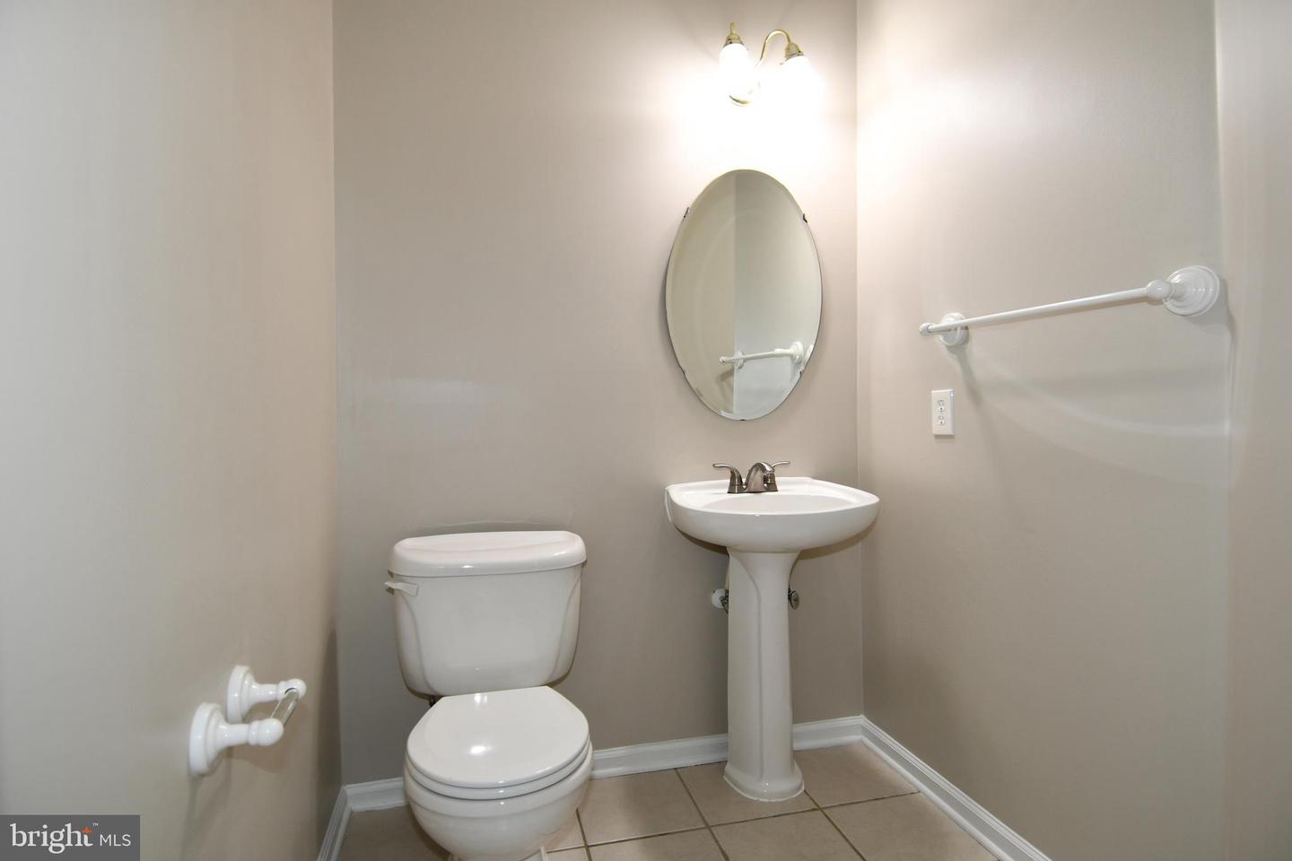 11743 BARROWS LN, WOODBRIDGE, Virginia 22192, 4 Bedrooms Bedrooms, ,3 BathroomsBathrooms,Residential,For sale,11743 BARROWS LN,VAPW2104388 MLS # VAPW2104388
