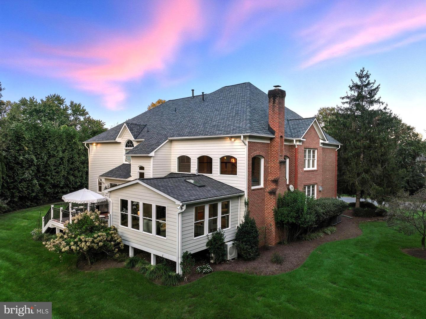 3014 APPLE BROOK LN, OAKTON, Virginia 22124, 5 Bedrooms Bedrooms, ,4 BathroomsBathrooms,Residential,For sale,3014 APPLE BROOK LN,VAFX2268776 MLS # VAFX2268776