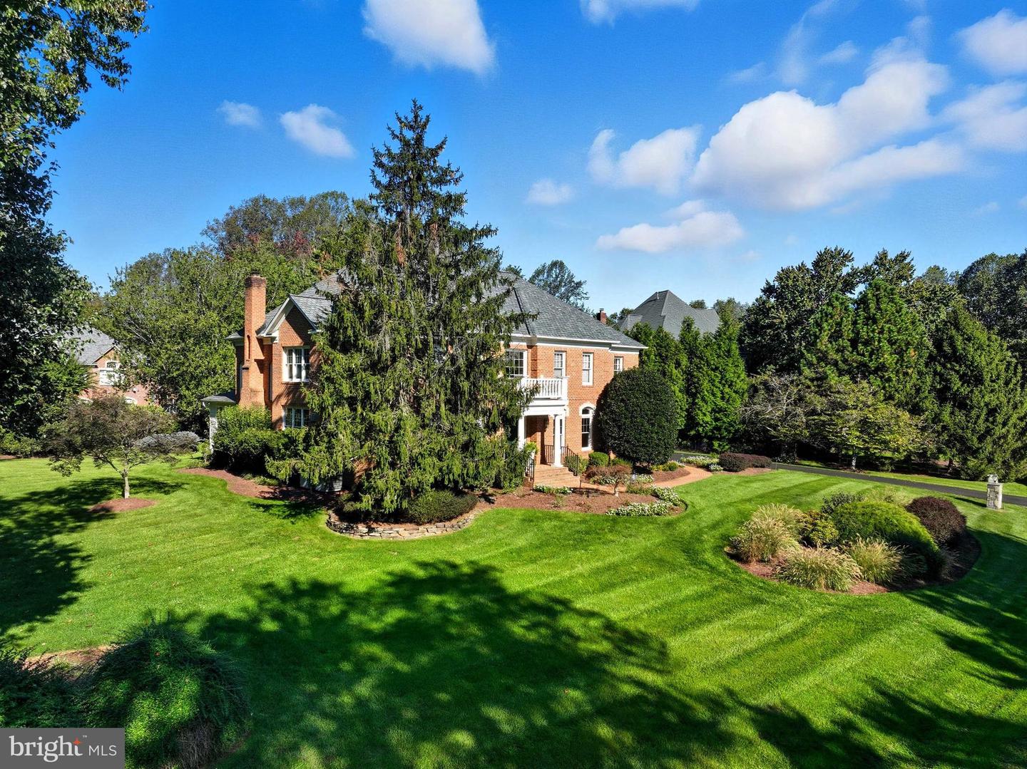 3014 APPLE BROOK LN, OAKTON, Virginia 22124, 5 Bedrooms Bedrooms, ,4 BathroomsBathrooms,Residential,For sale,3014 APPLE BROOK LN,VAFX2268776 MLS # VAFX2268776