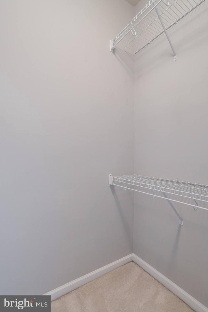 42634 HOLLYHOCK TER, BRAMBLETON, Virginia 20148, 3 Bedrooms Bedrooms, ,2 BathroomsBathrooms,Residential,For sale,42634 HOLLYHOCK TER,VALO2107574 MLS # VALO2107574