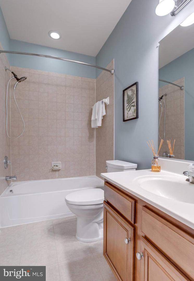 42634 HOLLYHOCK TER, BRAMBLETON, Virginia 20148, 3 Bedrooms Bedrooms, ,2 BathroomsBathrooms,Residential,For sale,42634 HOLLYHOCK TER,VALO2107574 MLS # VALO2107574