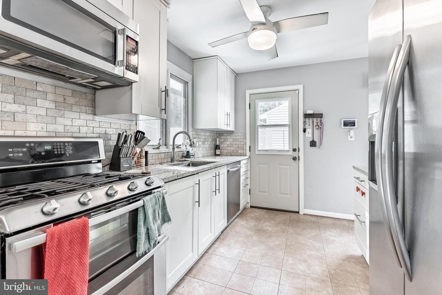 6515 BERKSHIRE DR, ALEXANDRIA, Virginia 22310, 3 Bedrooms Bedrooms, ,2 BathroomsBathrooms,Residential,For sale,6515 BERKSHIRE DR,VAFX2269192 MLS # VAFX2269192