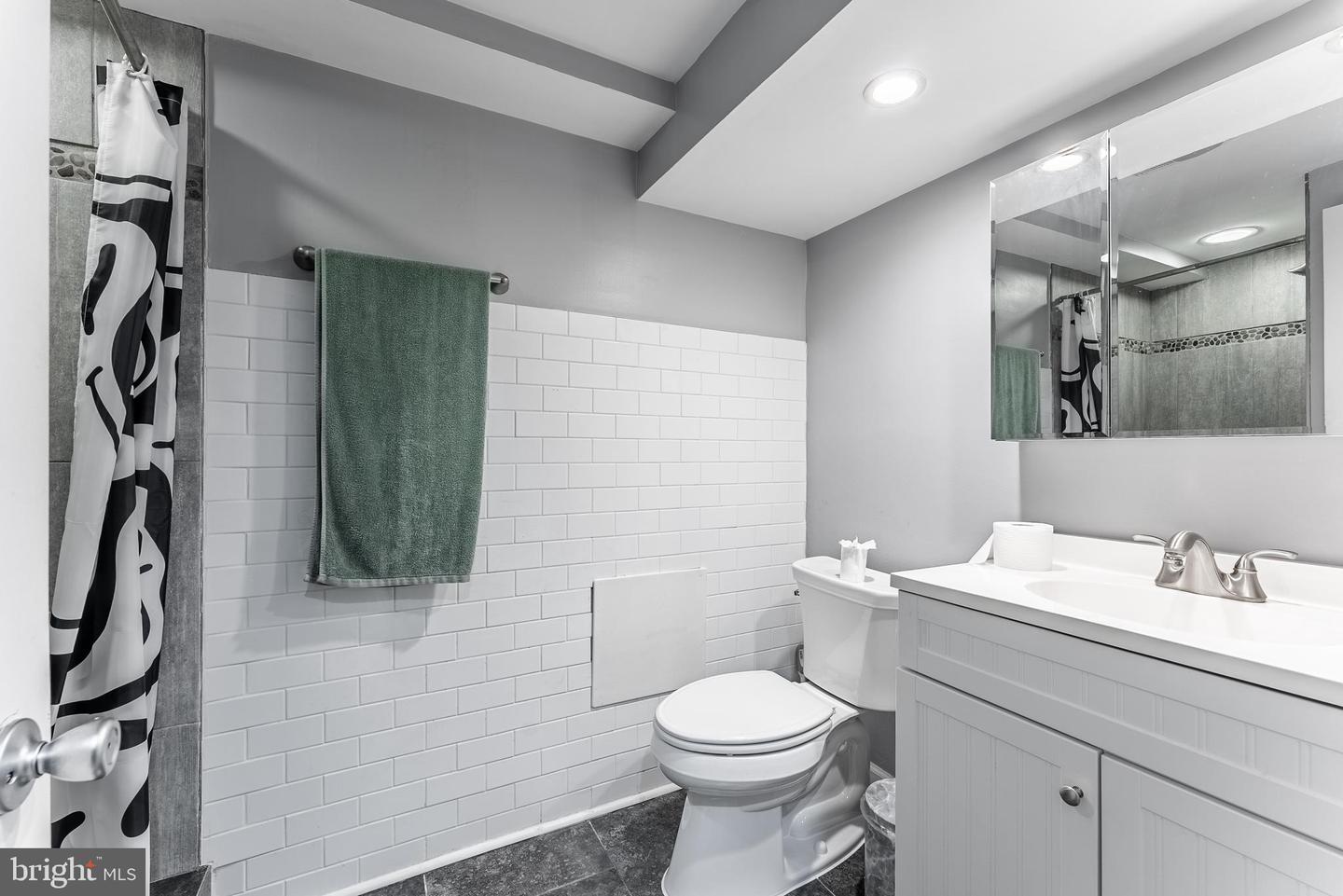 6515 BERKSHIRE DR, ALEXANDRIA, Virginia 22310, 3 Bedrooms Bedrooms, ,2 BathroomsBathrooms,Residential,For sale,6515 BERKSHIRE DR,VAFX2269192 MLS # VAFX2269192