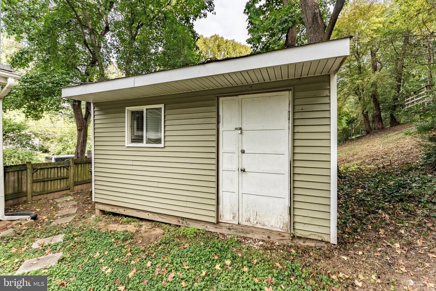 6515 BERKSHIRE DR, ALEXANDRIA, Virginia 22310, 3 Bedrooms Bedrooms, ,2 BathroomsBathrooms,Residential,For sale,6515 BERKSHIRE DR,VAFX2269192 MLS # VAFX2269192