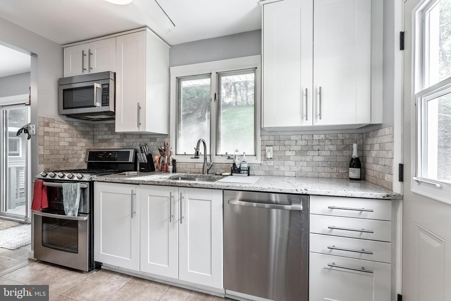 6515 BERKSHIRE DR, ALEXANDRIA, Virginia 22310, 3 Bedrooms Bedrooms, ,2 BathroomsBathrooms,Residential,For sale,6515 BERKSHIRE DR,VAFX2269192 MLS # VAFX2269192