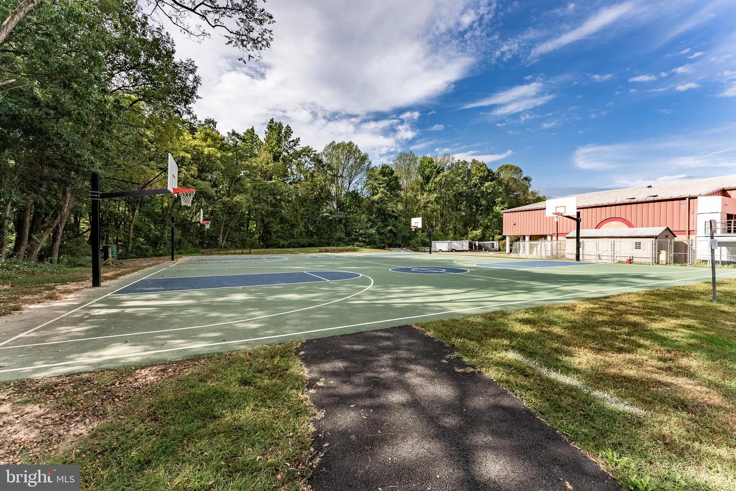 6515 BERKSHIRE DR, ALEXANDRIA, Virginia 22310, 3 Bedrooms Bedrooms, ,2 BathroomsBathrooms,Residential,For sale,6515 BERKSHIRE DR,VAFX2269192 MLS # VAFX2269192