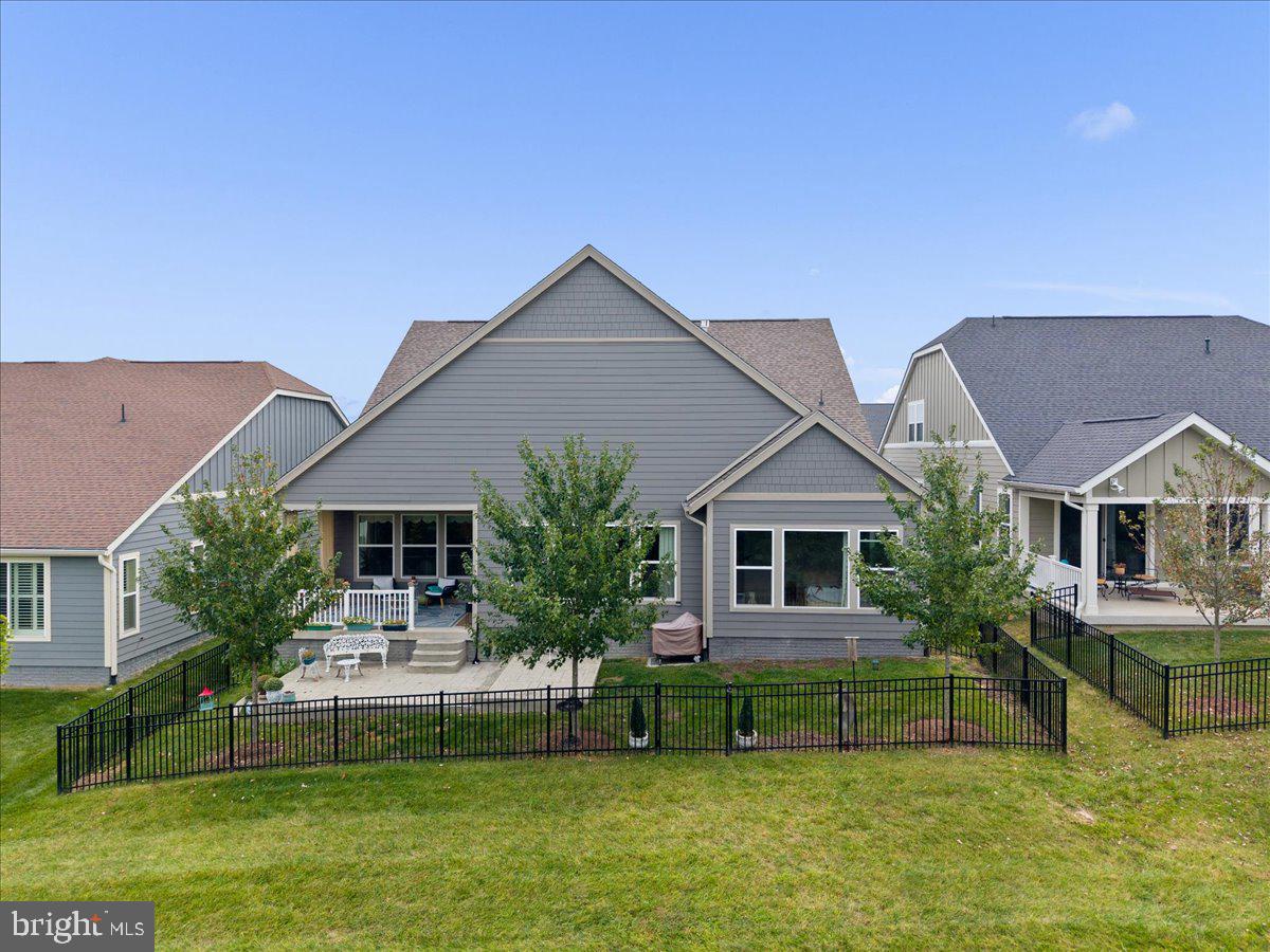 117 MALLARD DR, LAKE FREDERICK, Virginia 22630, 3 Bedrooms Bedrooms, ,3 BathroomsBathrooms,Residential,For sale,117 MALLARD DR,VAFV2037046 MLS # VAFV2037046