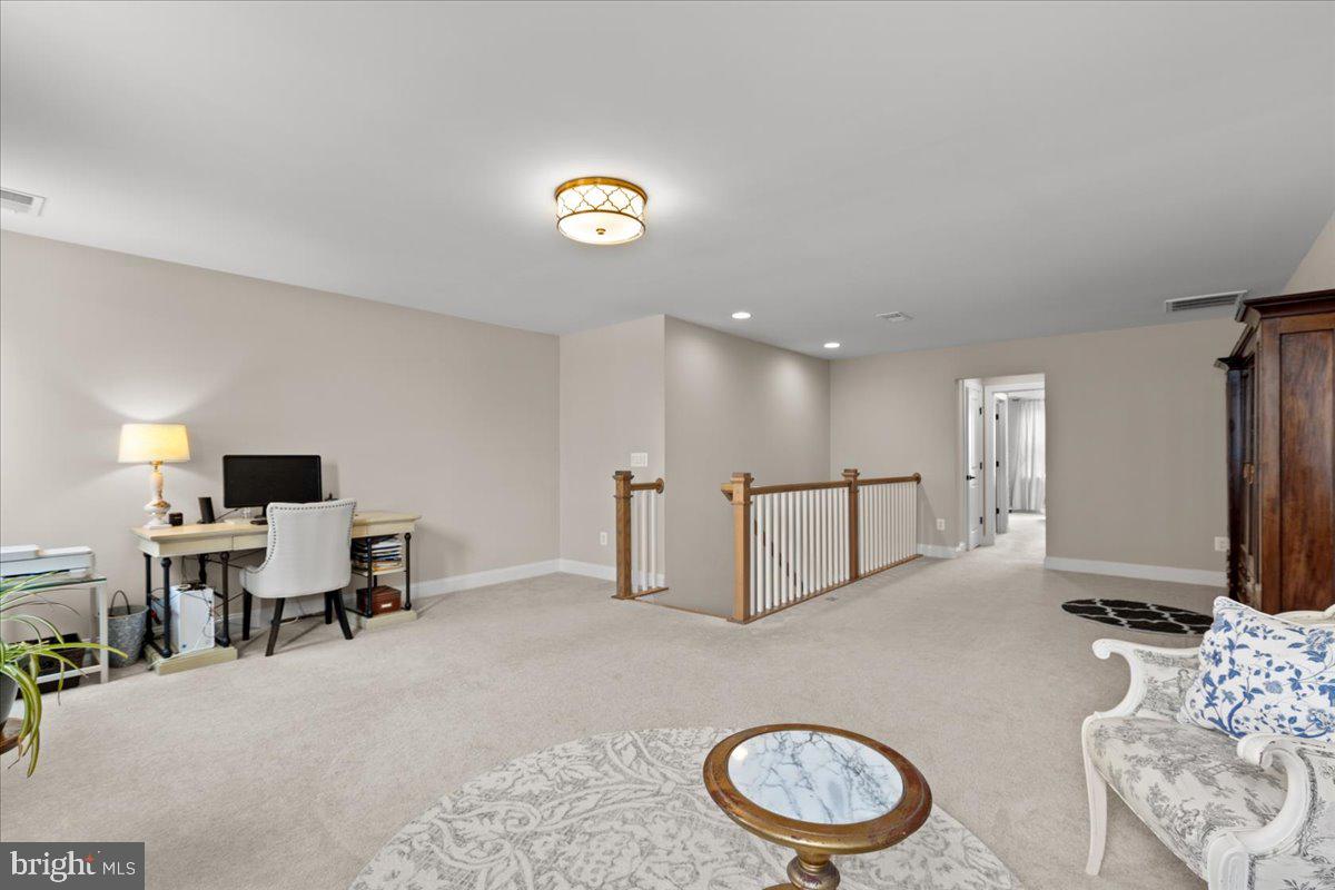117 MALLARD DR, LAKE FREDERICK, Virginia 22630, 3 Bedrooms Bedrooms, ,3 BathroomsBathrooms,Residential,For sale,117 MALLARD DR,VAFV2037046 MLS # VAFV2037046