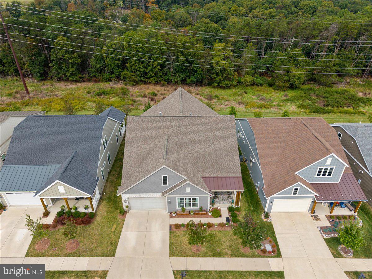 117 MALLARD DR, LAKE FREDERICK, Virginia 22630, 3 Bedrooms Bedrooms, ,3 BathroomsBathrooms,Residential,For sale,117 MALLARD DR,VAFV2037046 MLS # VAFV2037046
