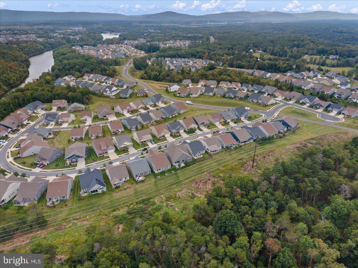 117 MALLARD DR, LAKE FREDERICK, Virginia 22630, 3 Bedrooms Bedrooms, ,3 BathroomsBathrooms,Residential,For sale,117 MALLARD DR,VAFV2037046 MLS # VAFV2037046