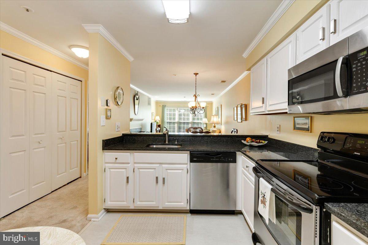 244 S REYNOLDS ST #403, ALEXANDRIA, Virginia 22304, 1 Bedroom Bedrooms, ,1 BathroomBathrooms,Residential,For sale,244 S REYNOLDS ST #403,VAAX2050344 MLS # VAAX2050344