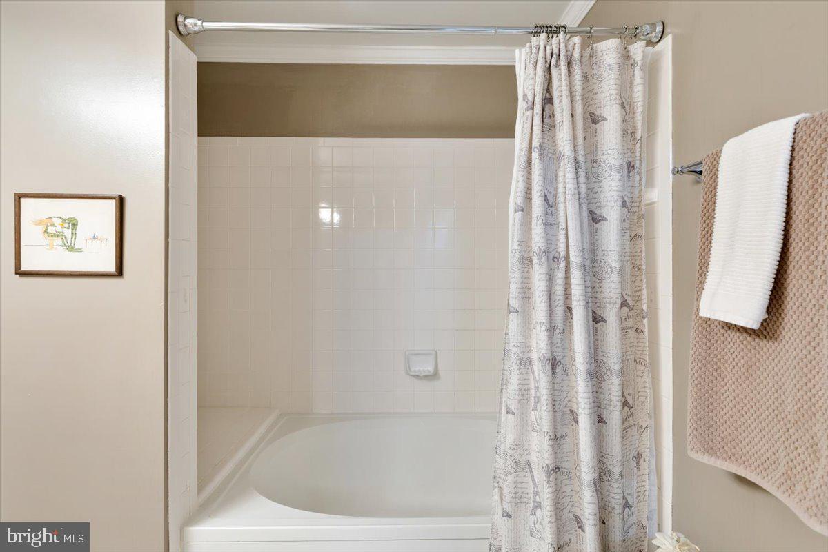 244 S REYNOLDS ST #403, ALEXANDRIA, Virginia 22304, 1 Bedroom Bedrooms, ,1 BathroomBathrooms,Residential,For sale,244 S REYNOLDS ST #403,VAAX2050344 MLS # VAAX2050344