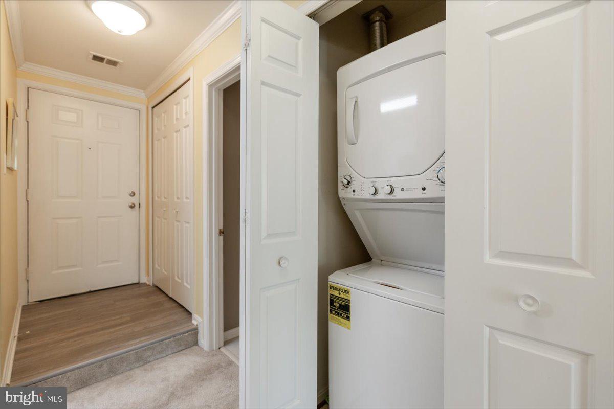 244 S REYNOLDS ST #403, ALEXANDRIA, Virginia 22304, 1 Bedroom Bedrooms, ,1 BathroomBathrooms,Residential,For sale,244 S REYNOLDS ST #403,VAAX2050344 MLS # VAAX2050344