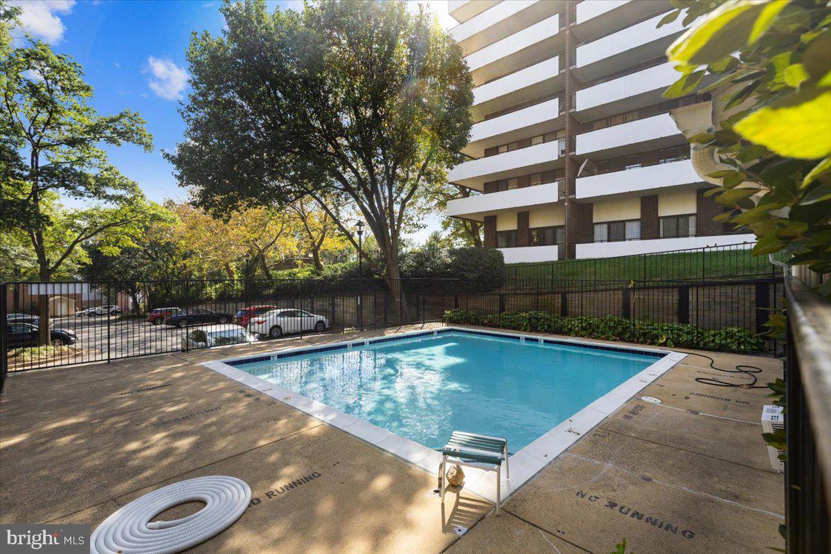 244 S REYNOLDS ST #403, ALEXANDRIA, Virginia 22304, 1 Bedroom Bedrooms, ,1 BathroomBathrooms,Residential,For sale,244 S REYNOLDS ST #403,VAAX2050344 MLS # VAAX2050344