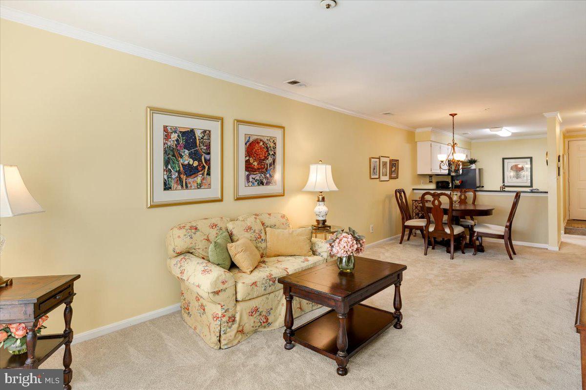 244 S REYNOLDS ST #403, ALEXANDRIA, Virginia 22304, 1 Bedroom Bedrooms, ,1 BathroomBathrooms,Residential,For sale,244 S REYNOLDS ST #403,VAAX2050344 MLS # VAAX2050344