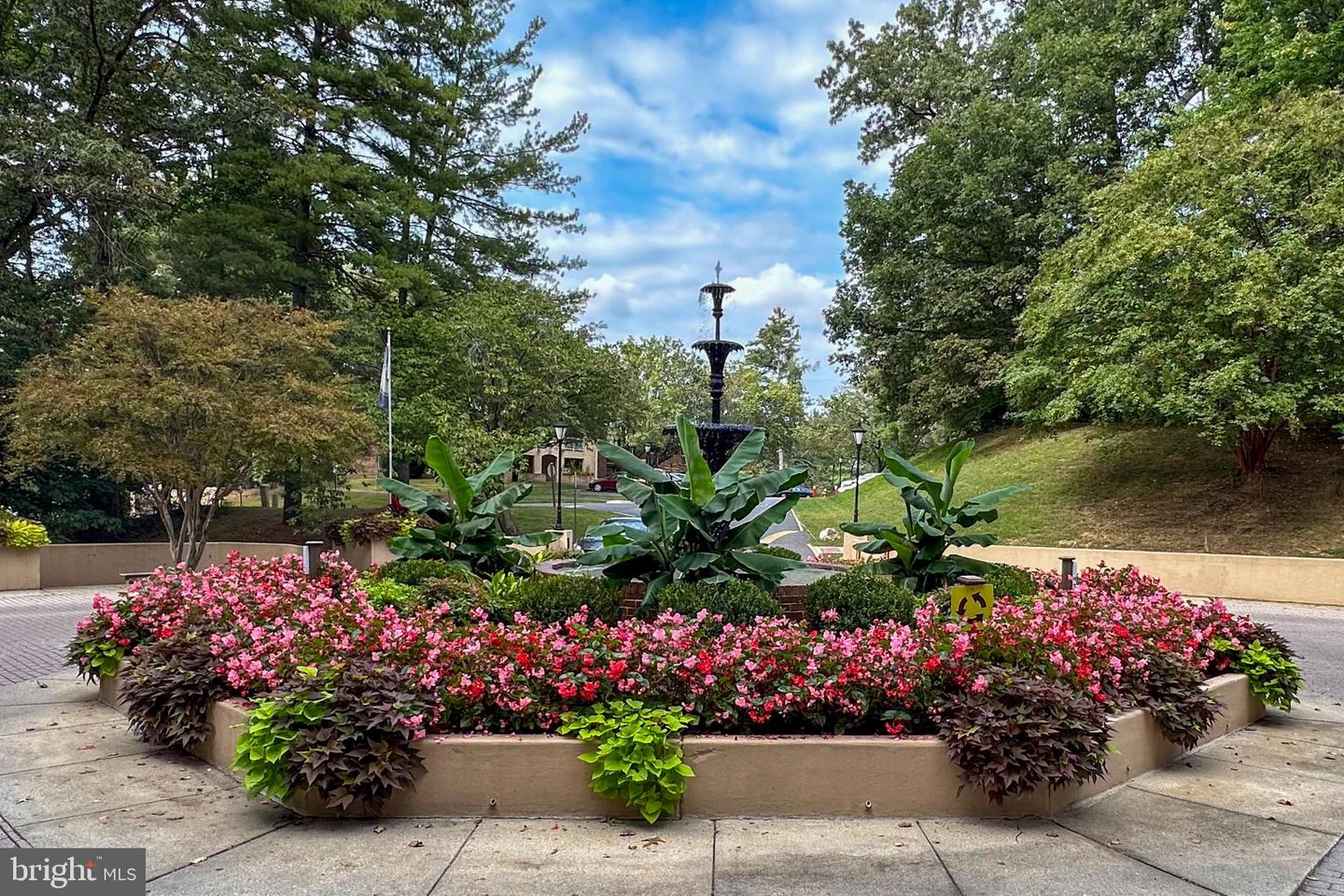 5932 COVE LANDING RD #101, BURKE, Virginia 22015, 1 Bedroom Bedrooms, ,1 BathroomBathrooms,Residential,For sale,5932 COVE LANDING RD #101,VAFX2270034 MLS # VAFX2270034