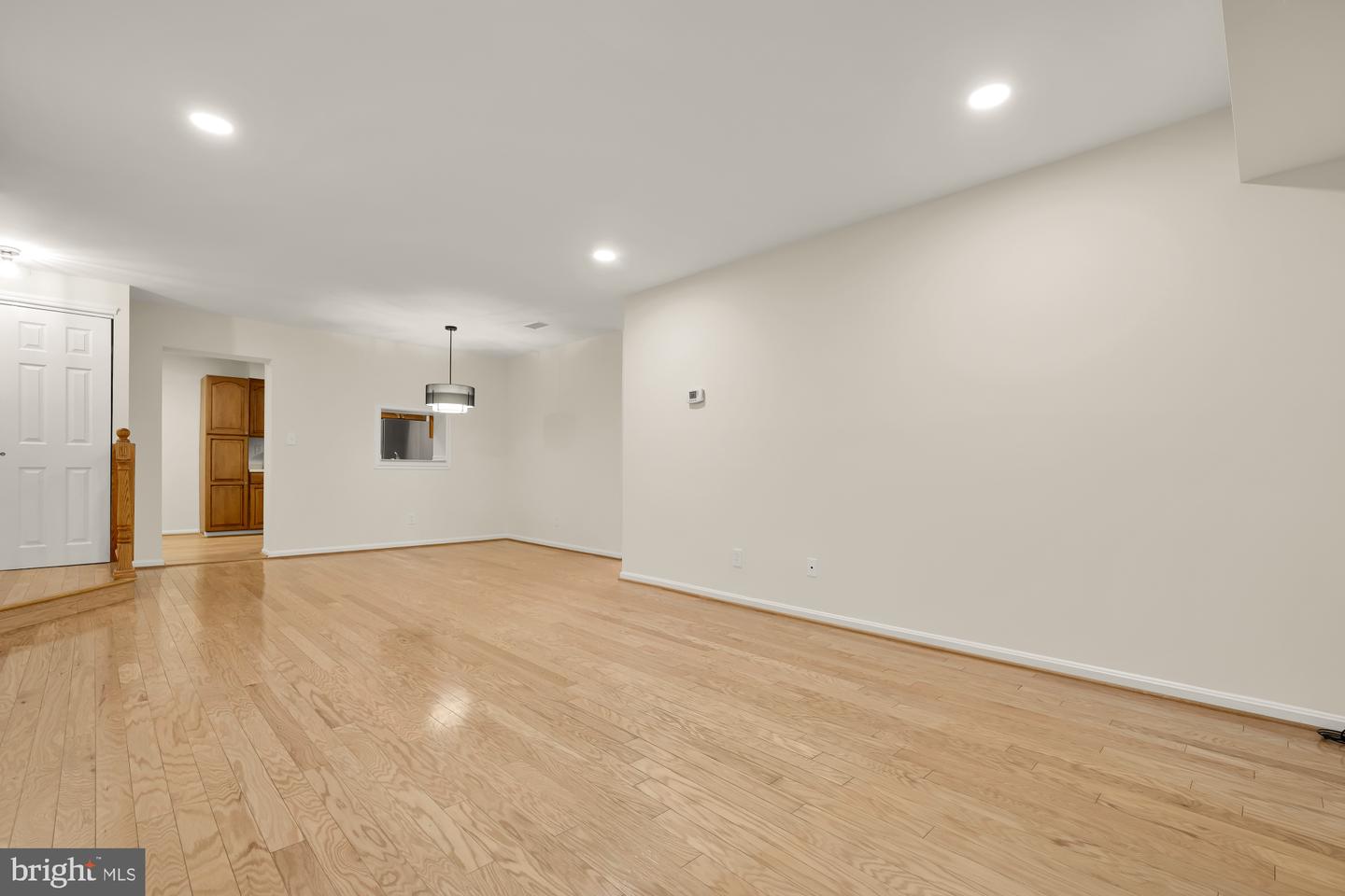 5932 COVE LANDING RD #101, BURKE, Virginia 22015, 1 Bedroom Bedrooms, ,1 BathroomBathrooms,Residential,For sale,5932 COVE LANDING RD #101,VAFX2270034 MLS # VAFX2270034