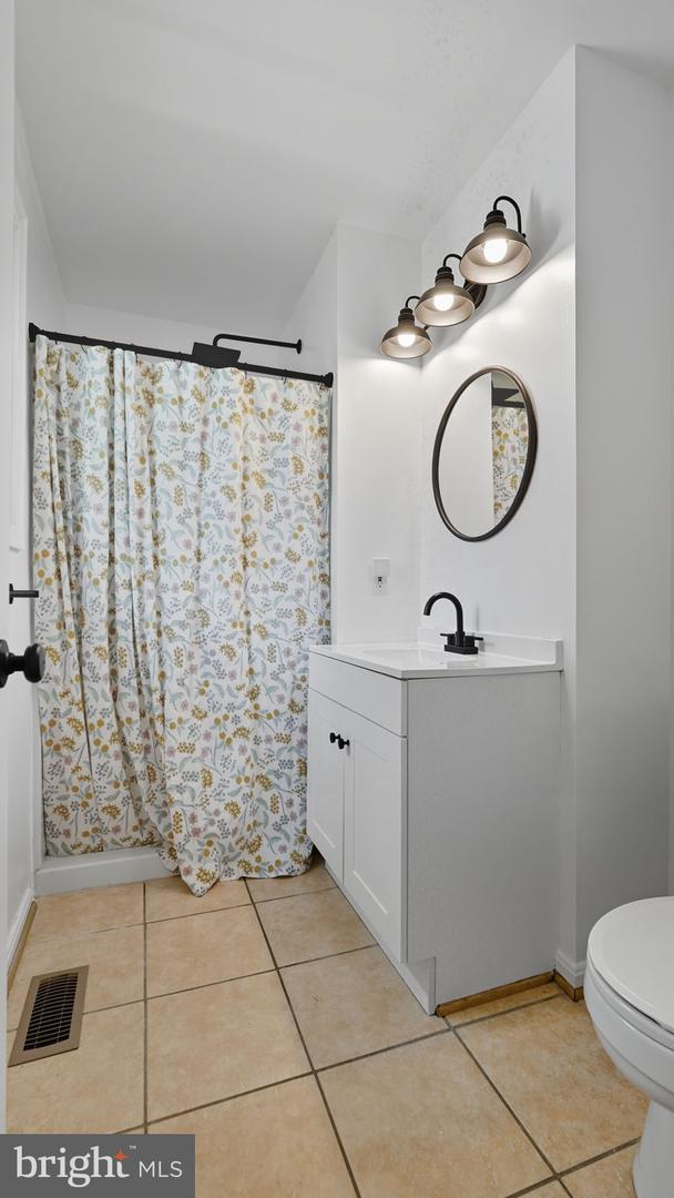 3 ANTIETAM LOOP, STAFFORD, Virginia 22554, 4 Bedrooms Bedrooms, ,3 BathroomsBathrooms,Residential,For sale,3 ANTIETAM LOOP,VAST2043166 MLS # VAST2043166