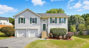 3 ANTIETAM LOOP, STAFFORD, Virginia 22554, 4 Bedrooms Bedrooms, ,3 BathroomsBathrooms,Residential,For sale,3 ANTIETAM LOOP,VAST2043166 MLS # VAST2043166
