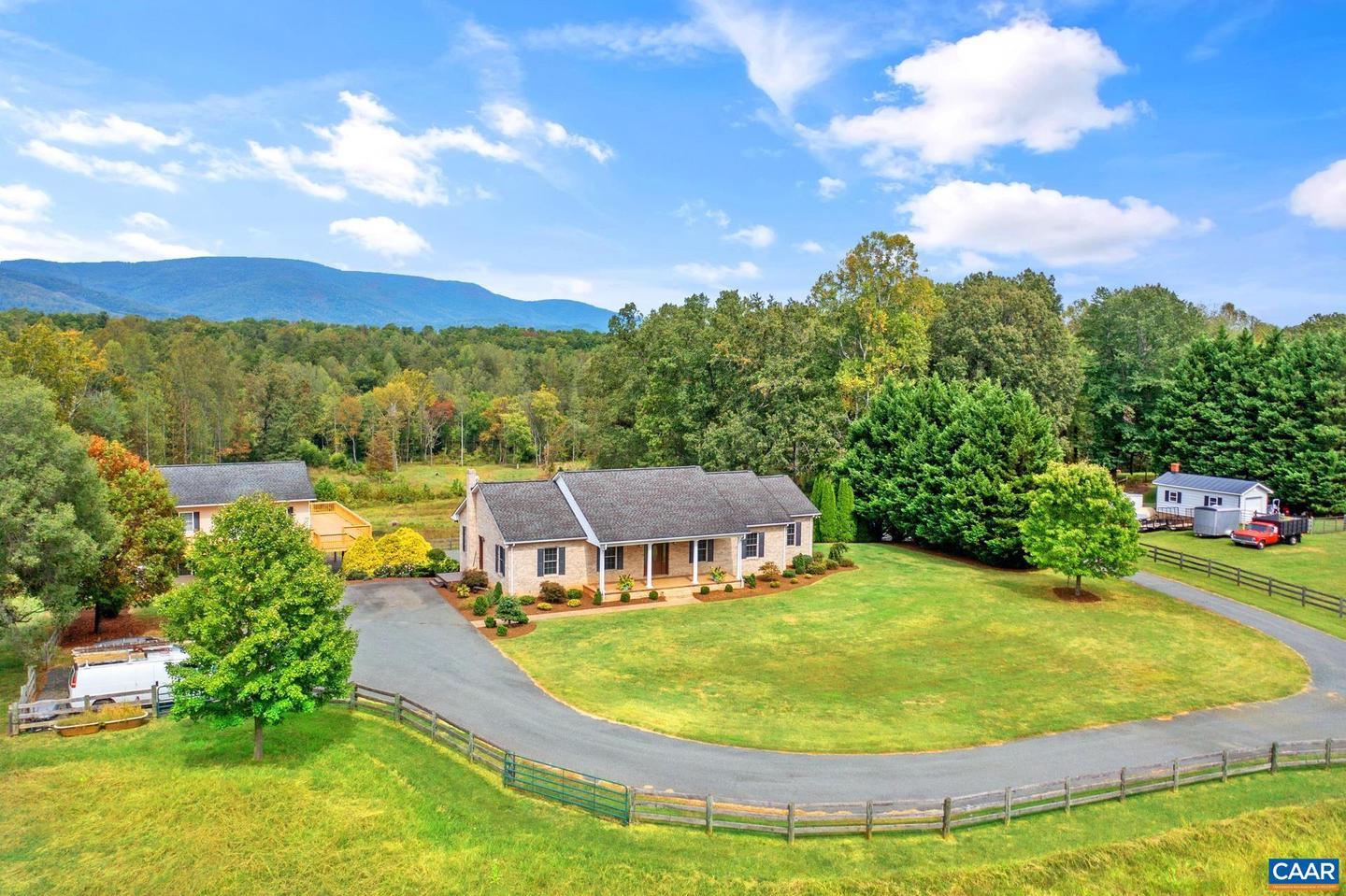 7550 PLANK RD, AFTON, Virginia 22920, 5 Bedrooms Bedrooms, ,3 BathroomsBathrooms,Residential,For sale,7550 PLANK RD,669560 MLS # 669560