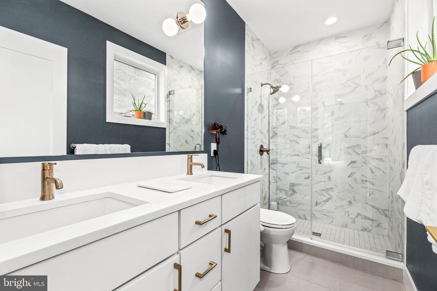 2234 11TH ST NW #101, WASHINGTON, District Of Columbia 20001, 2 Bedrooms Bedrooms, ,2 BathroomsBathrooms,Residential,For sale,2234 11TH ST NW #101,DCDC2225336 MLS # DCDC2225336