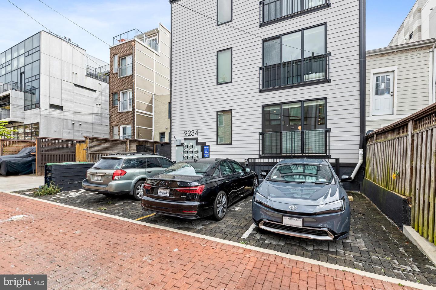 2234 11TH ST NW #101, WASHINGTON, District Of Columbia 20001, 2 Bedrooms Bedrooms, ,2 BathroomsBathrooms,Residential,For sale,2234 11TH ST NW #101,DCDC2225336 MLS # DCDC2225336