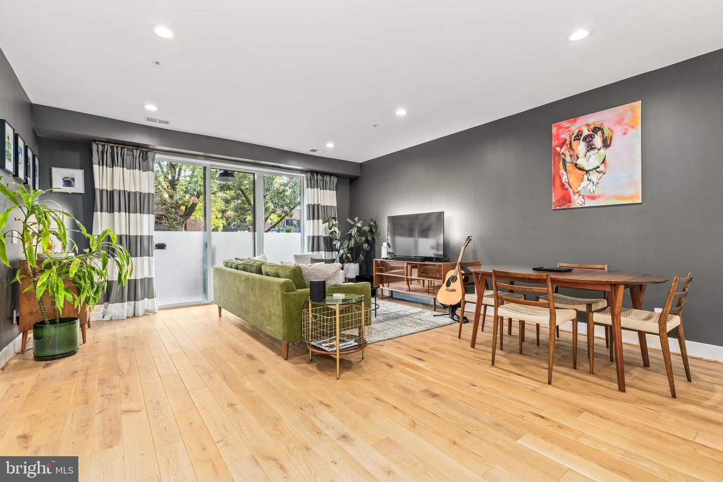 2234 11TH ST NW #101, WASHINGTON, District Of Columbia 20001, 2 Bedrooms Bedrooms, ,2 BathroomsBathrooms,Residential,For sale,2234 11TH ST NW #101,DCDC2225336 MLS # DCDC2225336