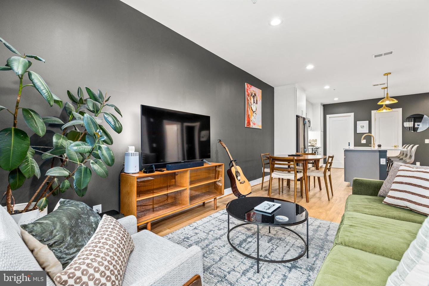 2234 11TH ST NW #101, WASHINGTON, District Of Columbia 20001, 2 Bedrooms Bedrooms, ,2 BathroomsBathrooms,Residential,For sale,2234 11TH ST NW #101,DCDC2225336 MLS # DCDC2225336