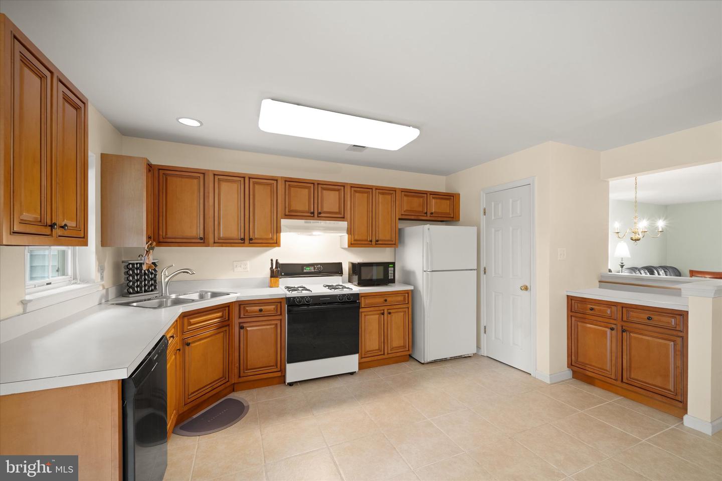 8878 STABLE FOREST PL, BRISTOW, Virginia 20136, 3 Bedrooms Bedrooms, ,3 BathroomsBathrooms,Residential,For sale,8878 STABLE FOREST PL,VAPW2105302 MLS # VAPW2105302