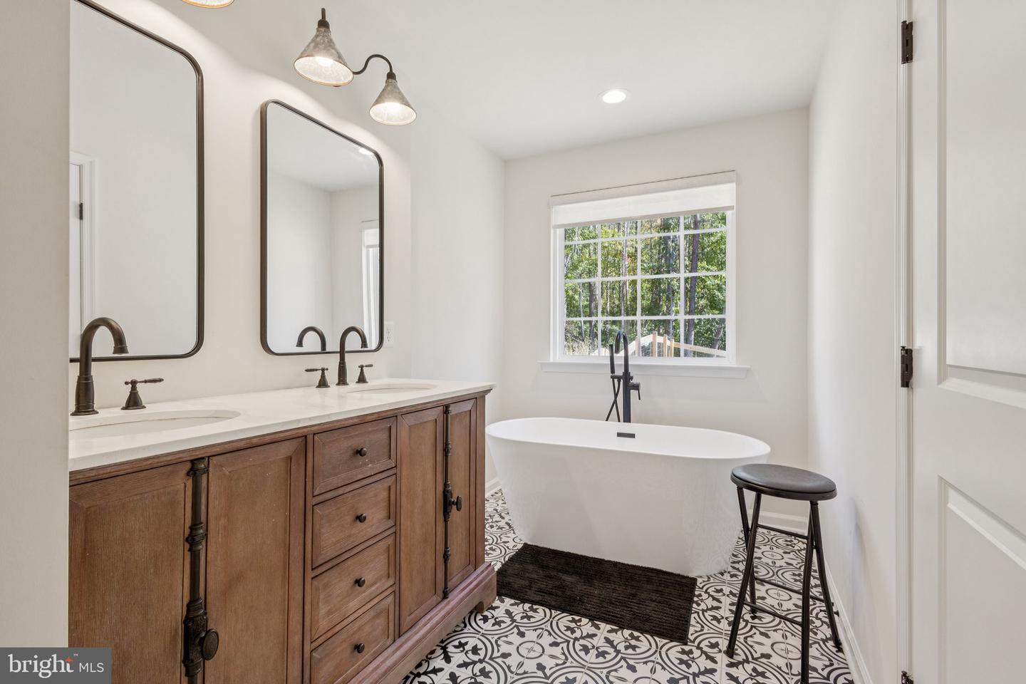 14819 CHILDS COVE DR, SPOTSYLVANIA, Virginia 22551, 5 Bedrooms Bedrooms, ,3 BathroomsBathrooms,Residential,For sale,14819 CHILDS COVE DR,VASP2036640 MLS # VASP2036640 14819 CHILDS COVE DR, SPOTSYLVANIA, Virginia 22551, 5 Bedrooms Bedrooms, ,3 BathroomsBathrooms,Residential,For sale,14819 CHILDS COVE DR,VASP2036640 MLS # VASP2036640