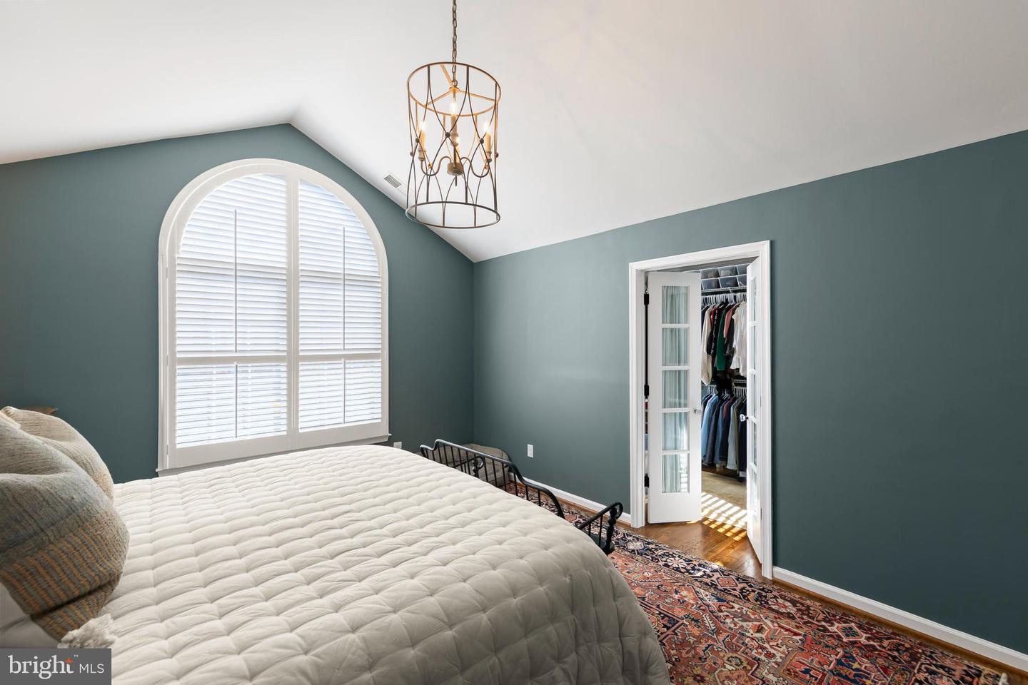 922 MEADOW CT, WINCHESTER, Virginia 22601, 4 Bedrooms Bedrooms, 11 Rooms Rooms,4 BathroomsBathrooms,Residential,For sale,922 MEADOW CT,VAWI2009178 MLS # VAWI2009178