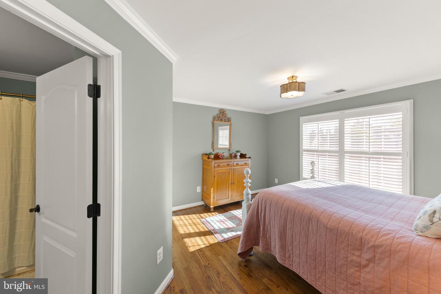 922 MEADOW CT, WINCHESTER, Virginia 22601, 4 Bedrooms Bedrooms, 11 Rooms Rooms,4 BathroomsBathrooms,Residential,For sale,922 MEADOW CT,VAWI2009178 MLS # VAWI2009178