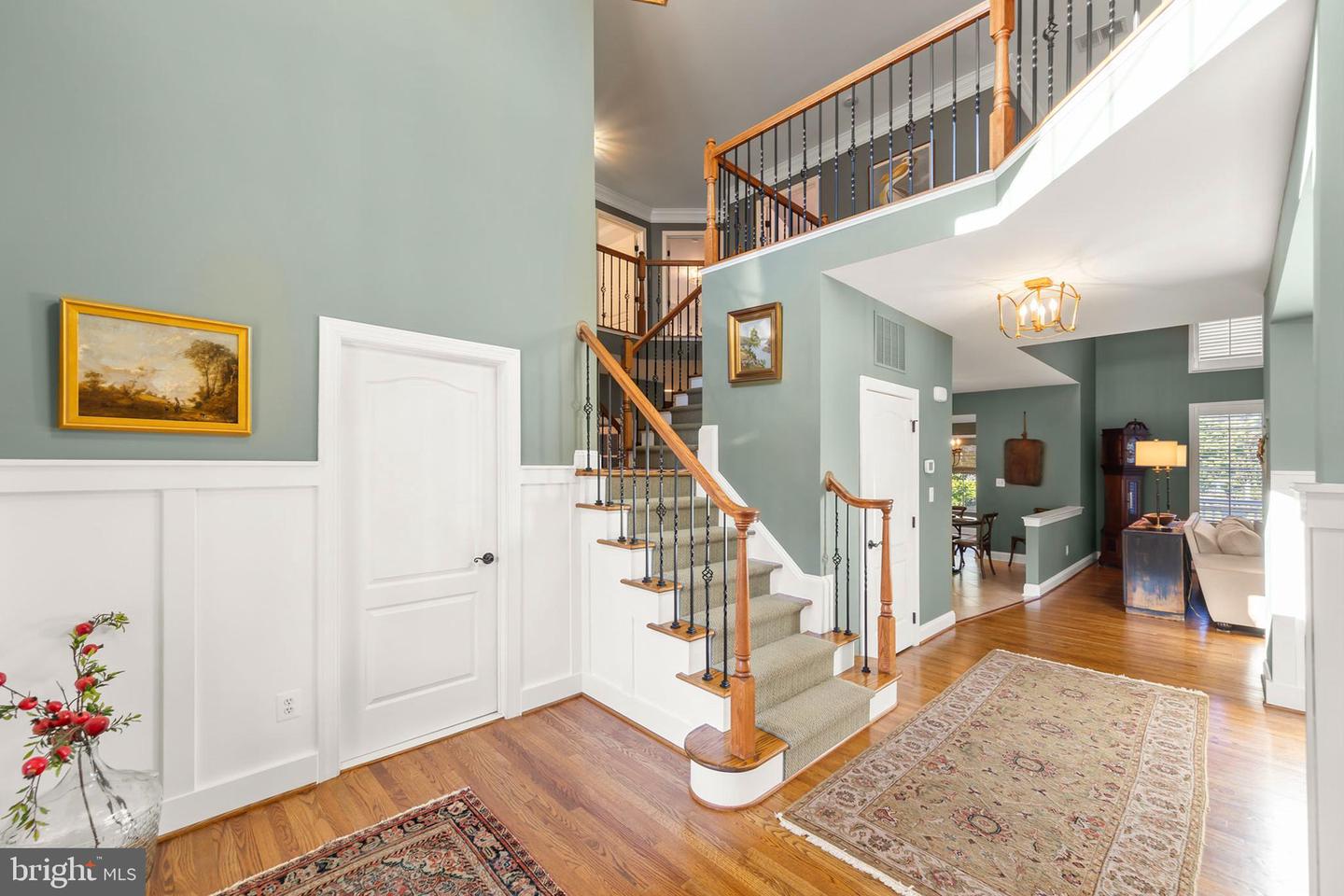 922 MEADOW CT, WINCHESTER, Virginia 22601, 4 Bedrooms Bedrooms, 11 Rooms Rooms,4 BathroomsBathrooms,Residential,For sale,922 MEADOW CT,VAWI2009178 MLS # VAWI2009178