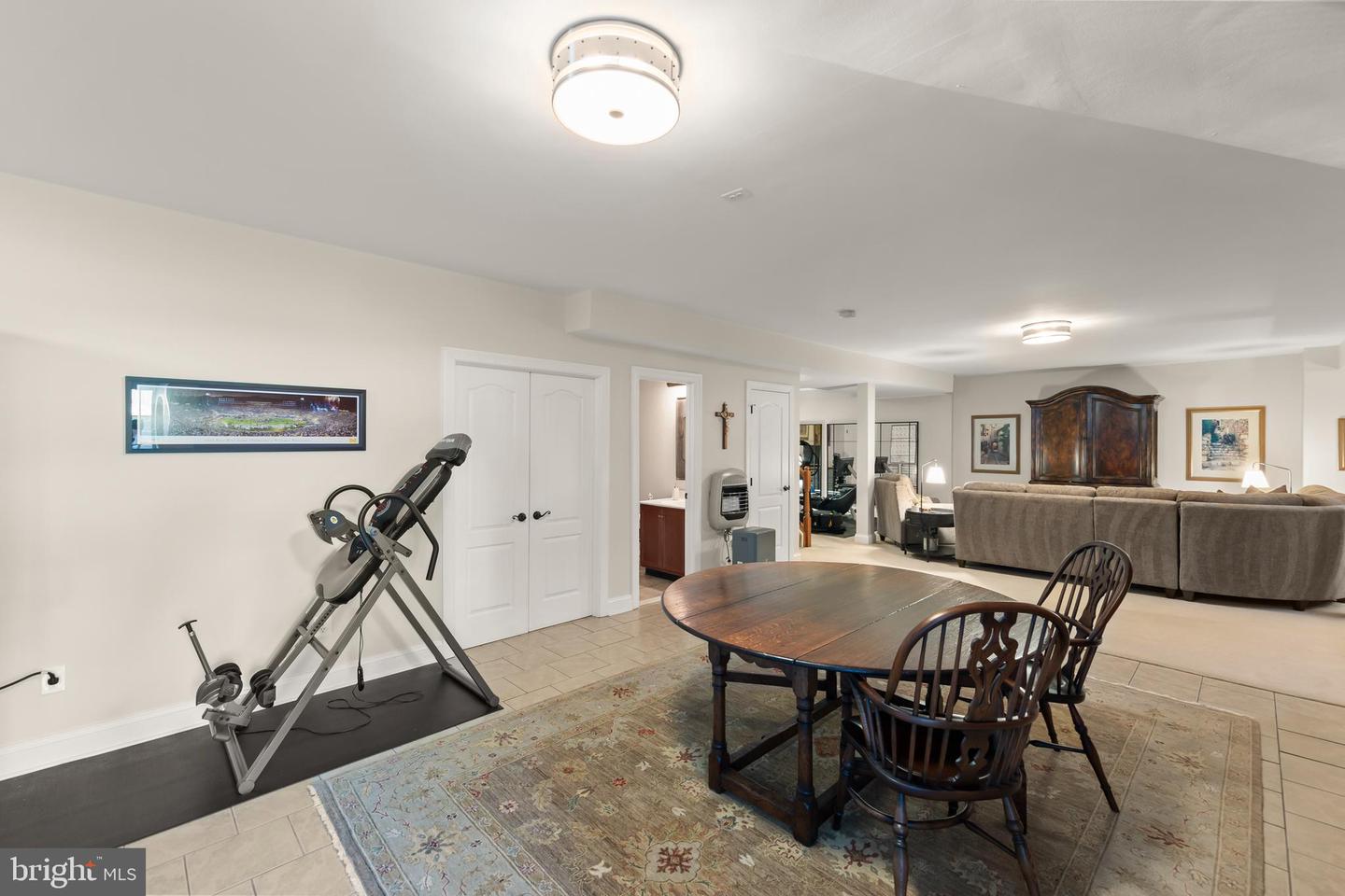 922 MEADOW CT, WINCHESTER, Virginia 22601, 4 Bedrooms Bedrooms, 11 Rooms Rooms,4 BathroomsBathrooms,Residential,For sale,922 MEADOW CT,VAWI2009178 MLS # VAWI2009178