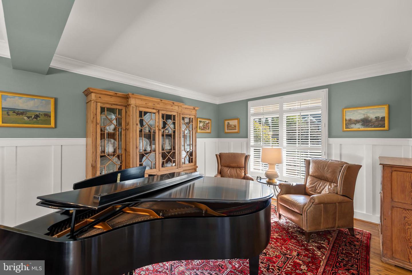 922 MEADOW CT, WINCHESTER, Virginia 22601, 4 Bedrooms Bedrooms, 11 Rooms Rooms,4 BathroomsBathrooms,Residential,For sale,922 MEADOW CT,VAWI2009178 MLS # VAWI2009178