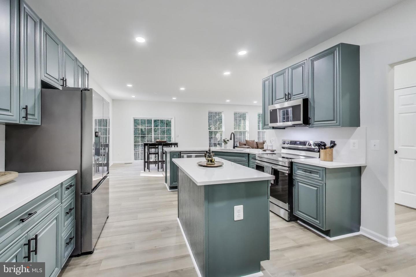 28 PERKINS LN, STAFFORD, Virginia 22554, 4 Bedrooms Bedrooms, ,3 BathroomsBathrooms,Residential,For sale,28 PERKINS LN,VAST2043234 MLS # VAST2043234
