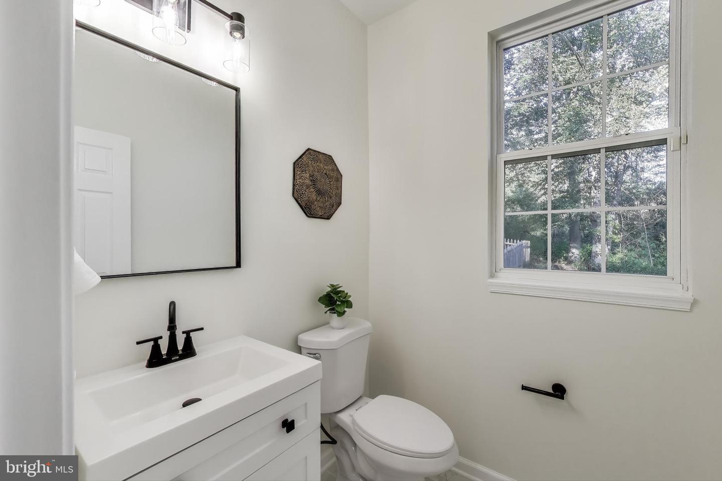 28 PERKINS LN, STAFFORD, Virginia 22554, 4 Bedrooms Bedrooms, ,3 BathroomsBathrooms,Residential,For sale,28 PERKINS LN,VAST2043234 MLS # VAST2043234