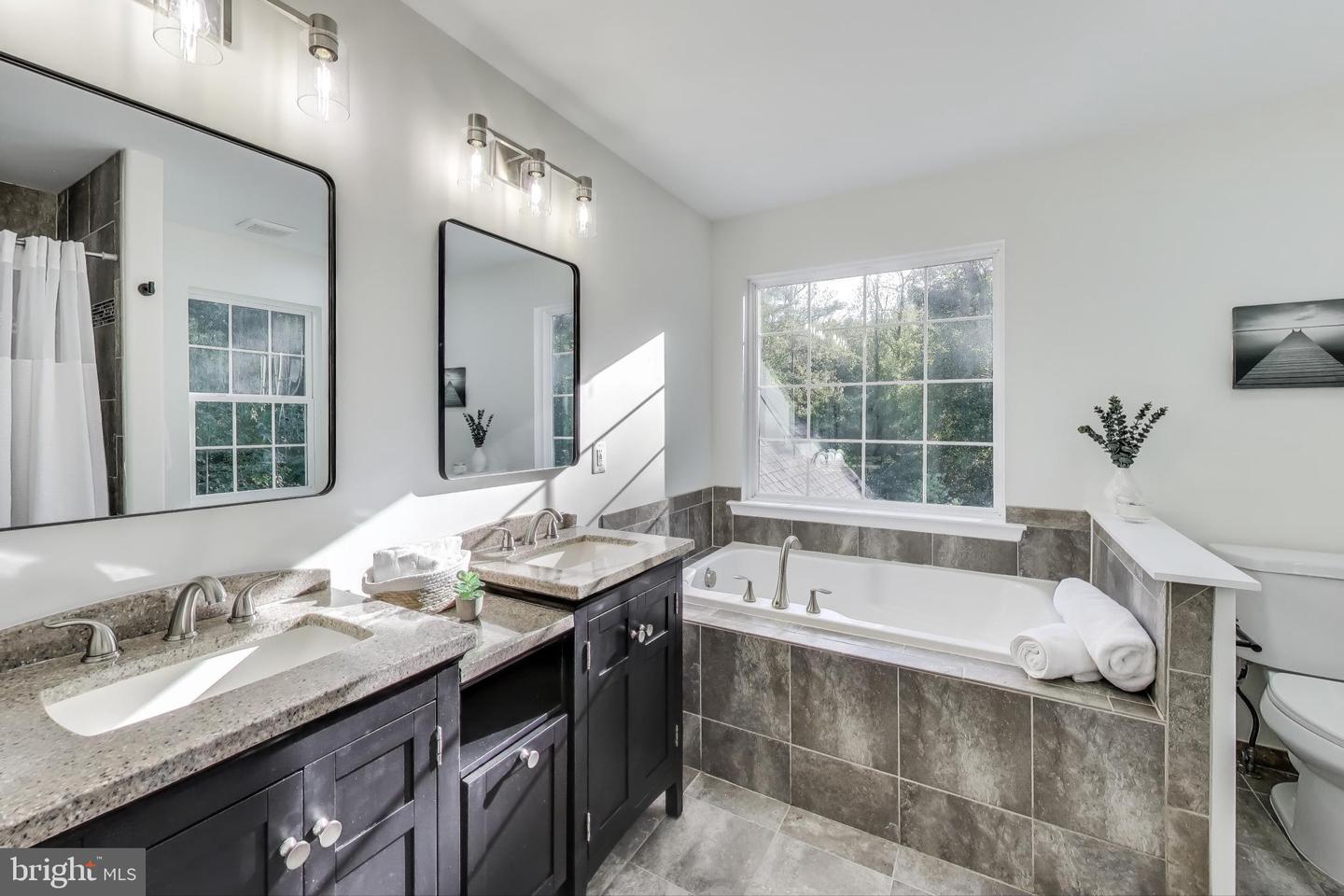 28 PERKINS LN, STAFFORD, Virginia 22554, 4 Bedrooms Bedrooms, ,3 BathroomsBathrooms,Residential,For sale,28 PERKINS LN,VAST2043234 MLS # VAST2043234