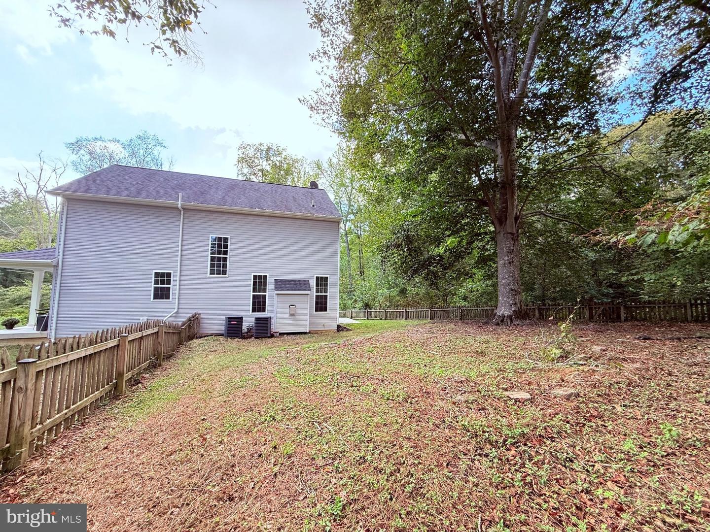 28 PERKINS LN, STAFFORD, Virginia 22554, 4 Bedrooms Bedrooms, ,3 BathroomsBathrooms,Residential,For sale,28 PERKINS LN,VAST2043234 MLS # VAST2043234