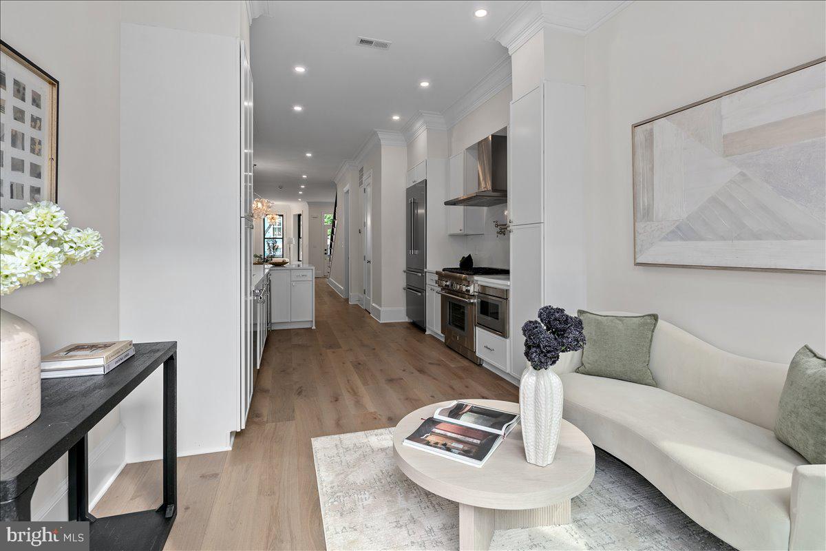 1007 C ST NE, WASHINGTON, District Of Columbia 20002, 4 Bedrooms Bedrooms, 12 Rooms Rooms,3 BathroomsBathrooms,Residential,For sale,1007 C ST NE,DCDC2225328 MLS # DCDC2225328