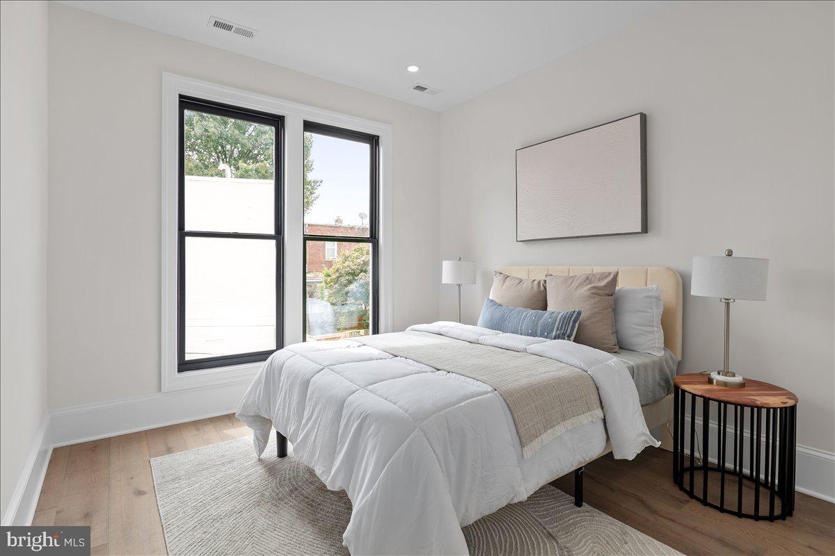 1007 C ST NE, WASHINGTON, District Of Columbia 20002, 4 Bedrooms Bedrooms, 12 Rooms Rooms,3 BathroomsBathrooms,Residential,For sale,1007 C ST NE,DCDC2225328 MLS # DCDC2225328