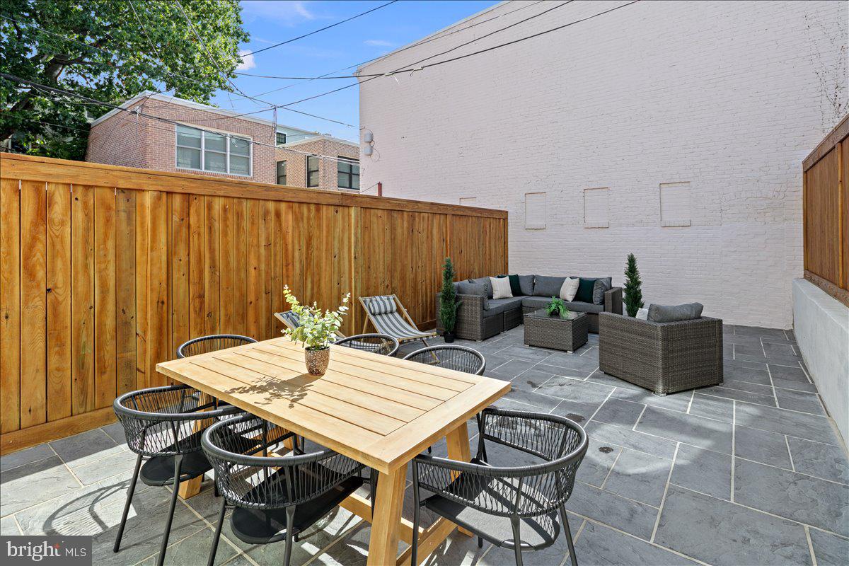 1007 C ST NE, WASHINGTON, District Of Columbia 20002, 4 Bedrooms Bedrooms, 12 Rooms Rooms,3 BathroomsBathrooms,Residential,For sale,1007 C ST NE,DCDC2225328 MLS # DCDC2225328