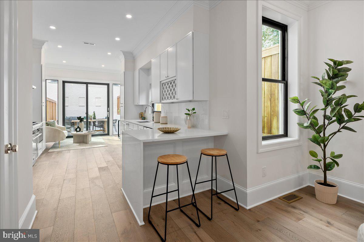 1007 C ST NE, WASHINGTON, District Of Columbia 20002, 4 Bedrooms Bedrooms, 12 Rooms Rooms,3 BathroomsBathrooms,Residential,For sale,1007 C ST NE,DCDC2225328 MLS # DCDC2225328