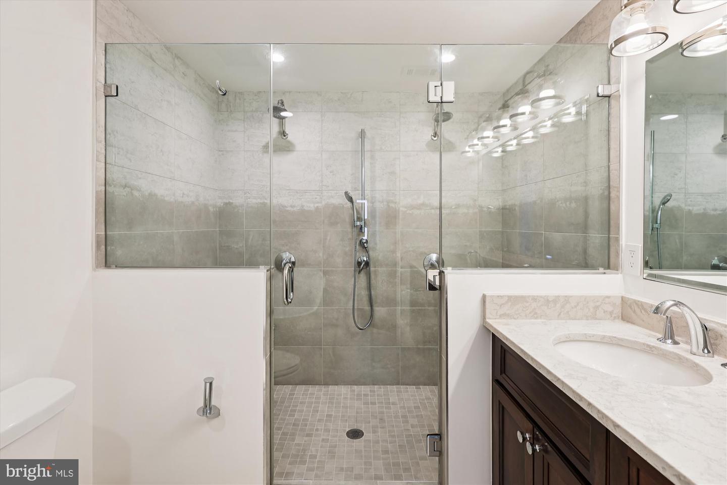 11767 ARBOR GLEN WAY, RESTON, Virginia 20194, 3 Bedrooms Bedrooms, 14 Rooms Rooms,3 BathroomsBathrooms,Residential,For sale,11767 ARBOR GLEN WAY,VAFX2272516 MLS # VAFX2272516