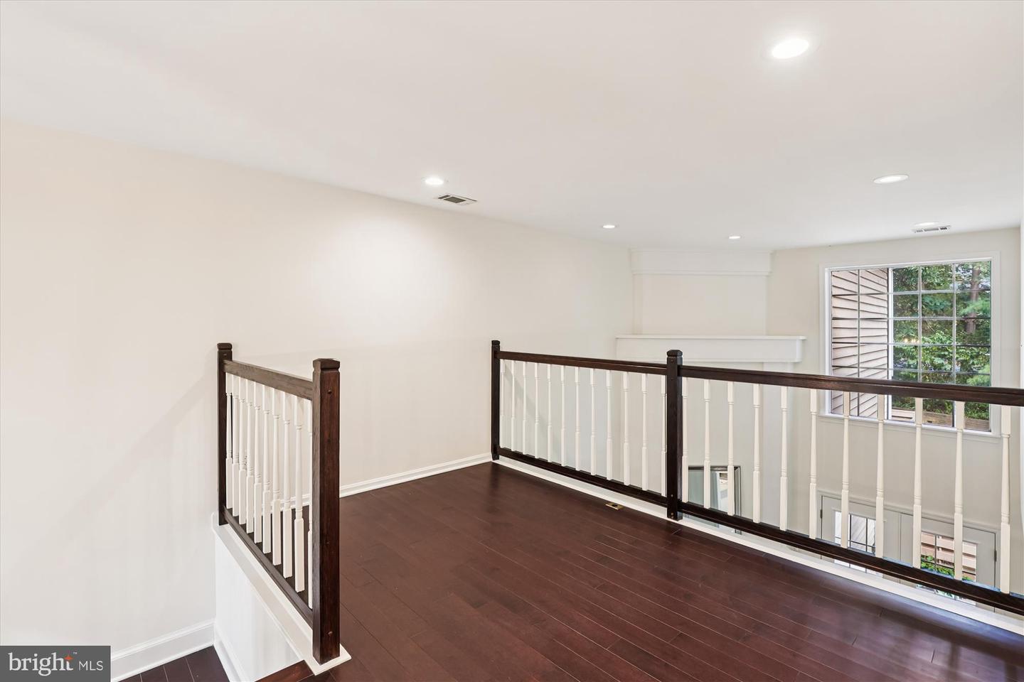11767 ARBOR GLEN WAY, RESTON, Virginia 20194, 3 Bedrooms Bedrooms, 14 Rooms Rooms,3 BathroomsBathrooms,Residential,For sale,11767 ARBOR GLEN WAY,VAFX2272516 MLS # VAFX2272516