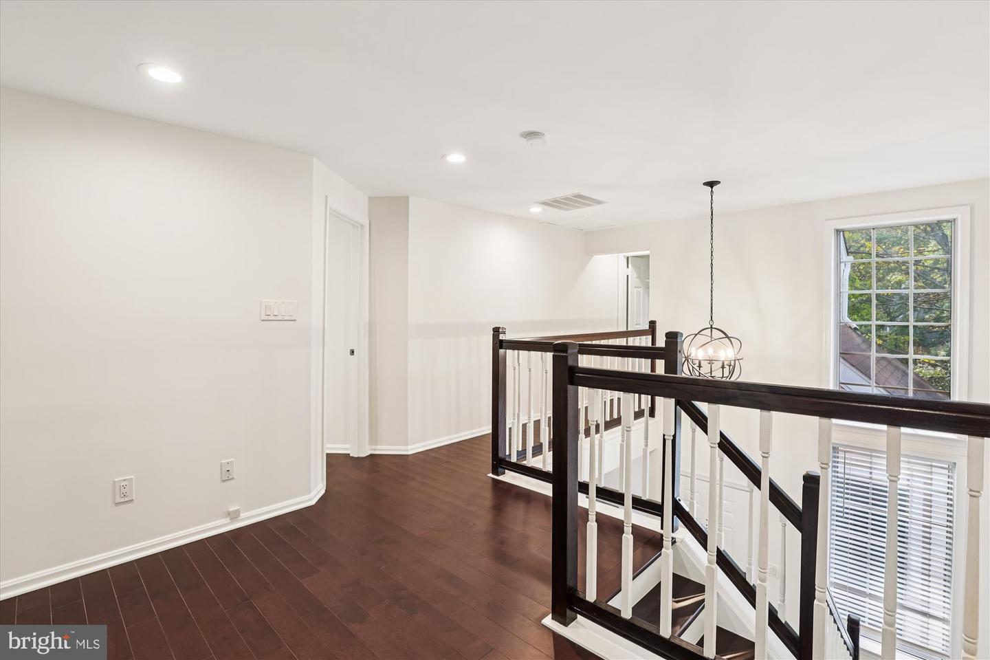 11767 ARBOR GLEN WAY, RESTON, Virginia 20194, 3 Bedrooms Bedrooms, 14 Rooms Rooms,3 BathroomsBathrooms,Residential,For sale,11767 ARBOR GLEN WAY,VAFX2272516 MLS # VAFX2272516